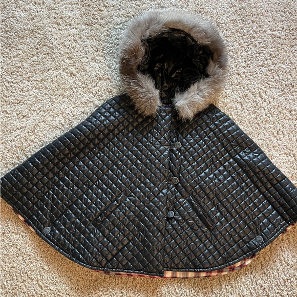Baby Unisex Billionaire Puffer Shawl - Picture 4 of 11